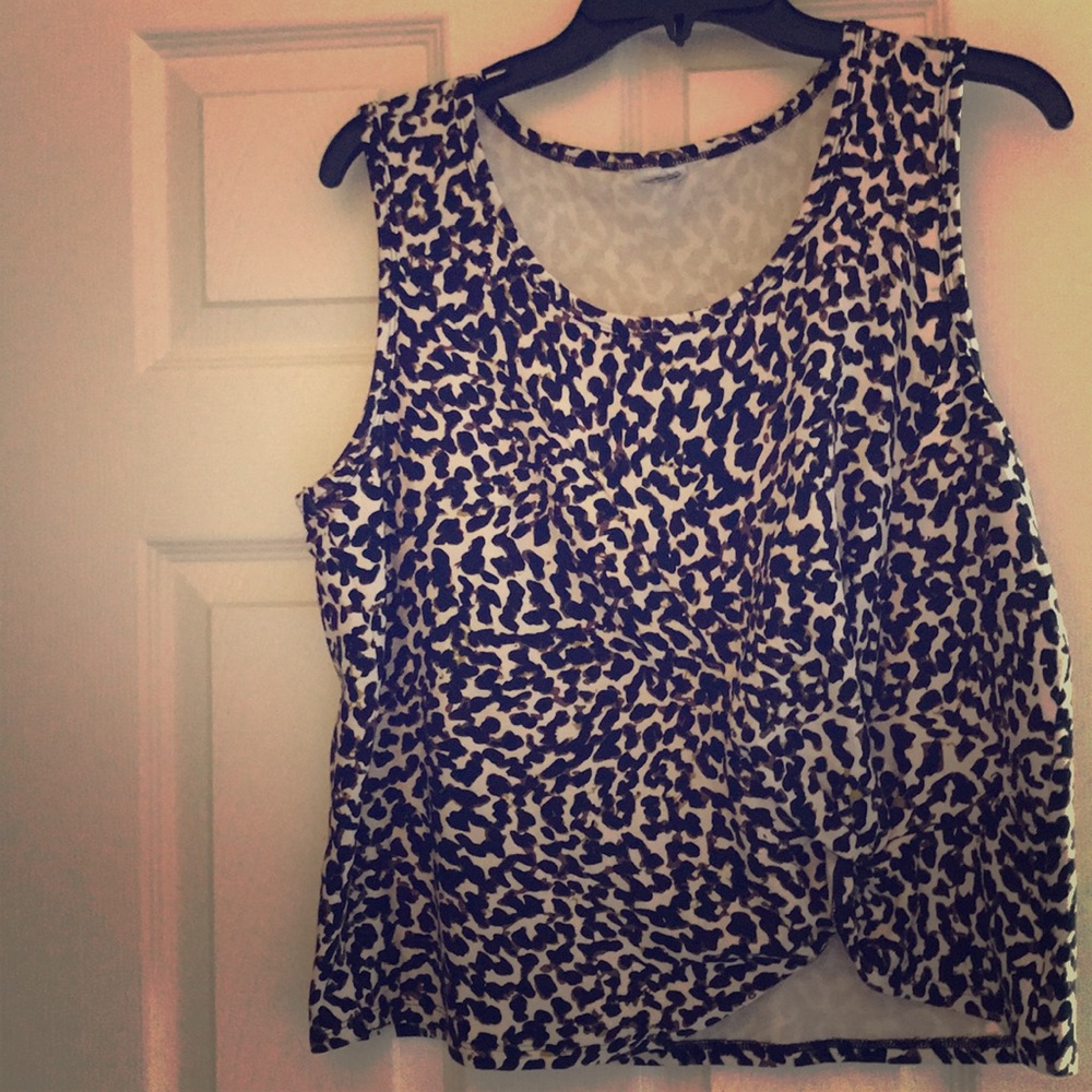 Leapord Stretchy Tank (CAbi) Medium